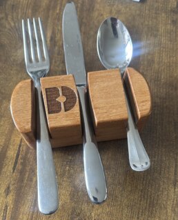 Bestekhouder voor restaurant Dané